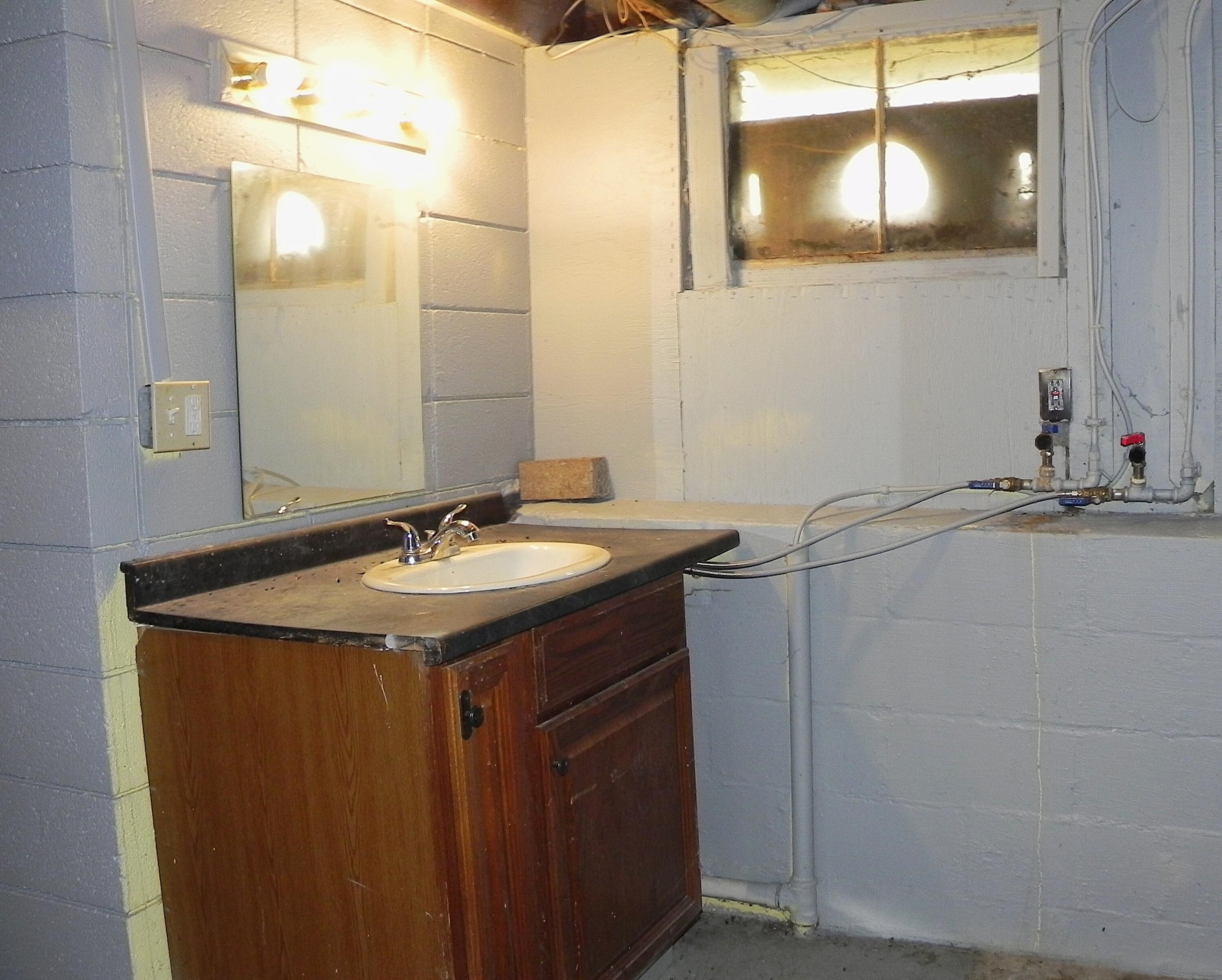 437 East Michigan Avenue Three Rivers, MI 49093 - Photo 24 of 31 DSCN1665