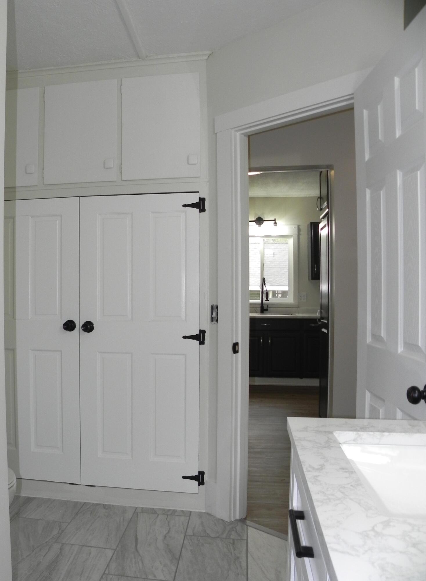 437 East Michigan Avenue Three Rivers, MI 49093 - Photo 10 of 31 DSCN1651
