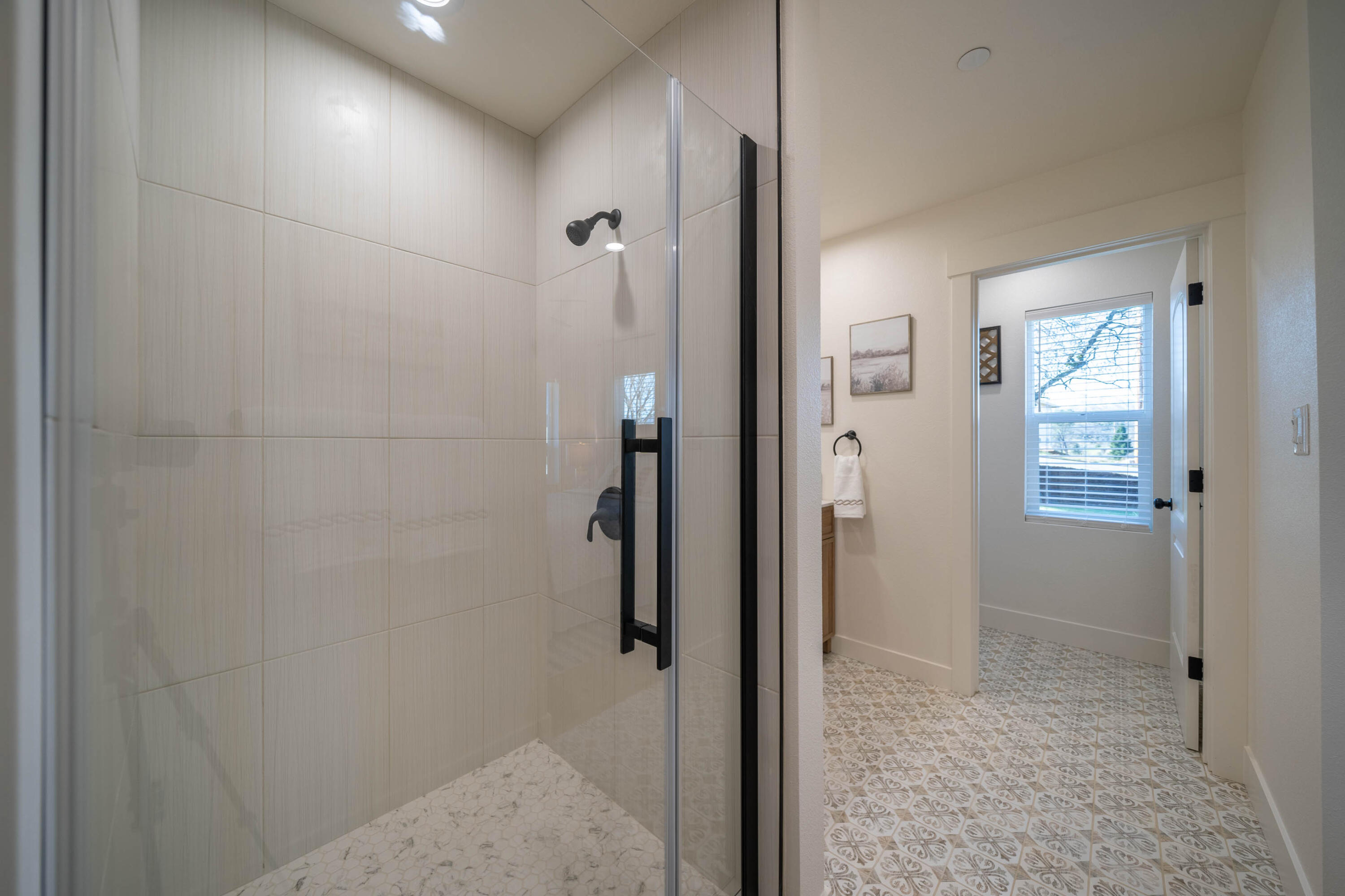 1387 Ridge Drive Redding, CA 96001 - Photo 21 of 44 a bathroom with a shower