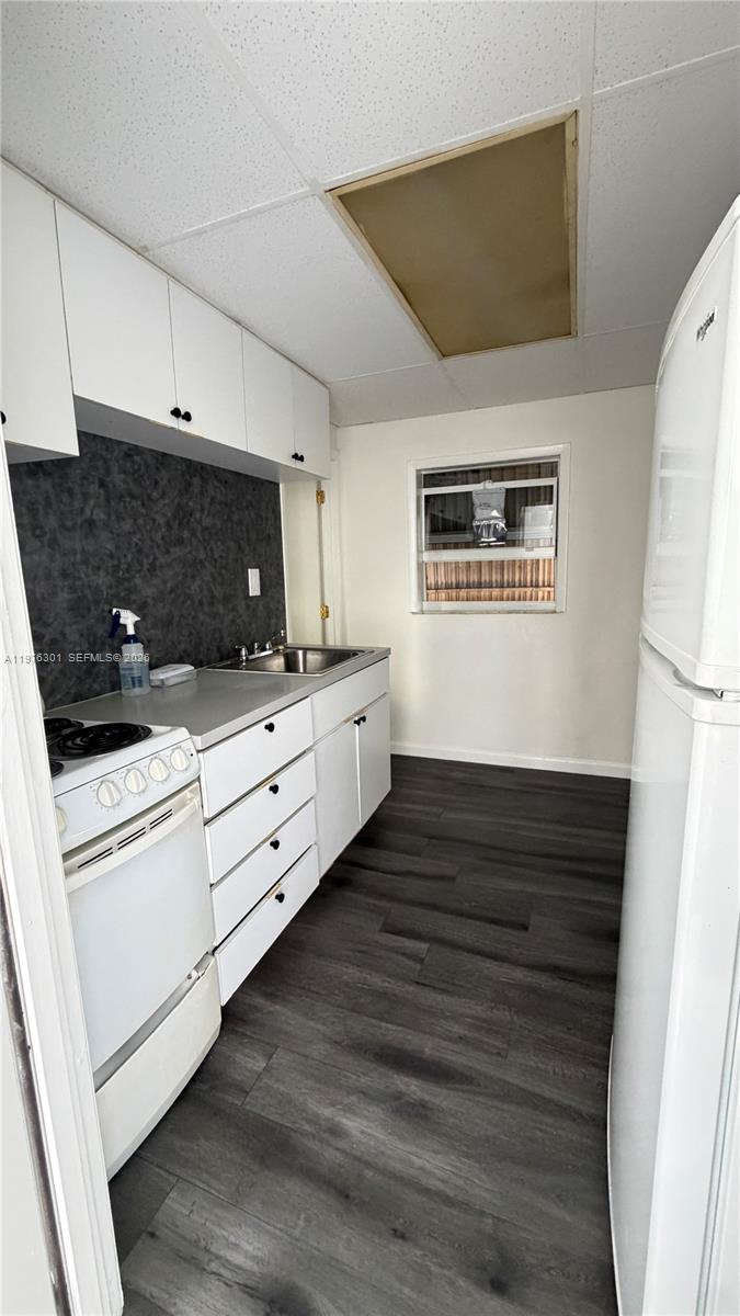 1913 Harding Street, Unit 3 Hollywood, FL 33020 - Photo 7 of 10