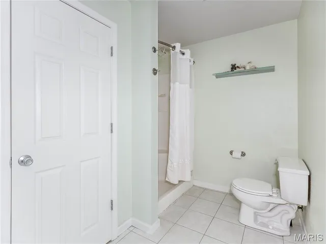 $420,000 | 308 Eisenhower Boulevard, Troy, IL 62294