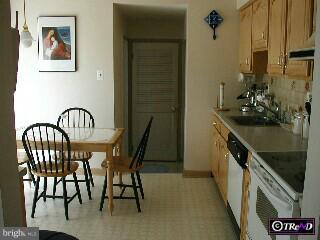 28 Fillmore Way Sicklerville, NJ 08081 - Photo 3 of 6