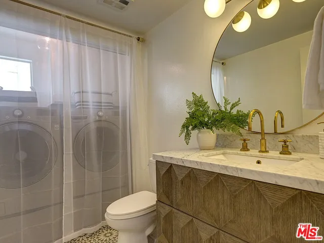 $1,298,000 | 4776 La Villa Marina, Unit D, Marina del Rey, CA 90292