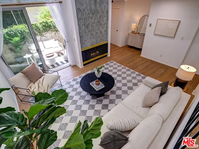 $1,298,000 | 4776 La Villa Marina, Unit D, Marina del Rey, CA 90292