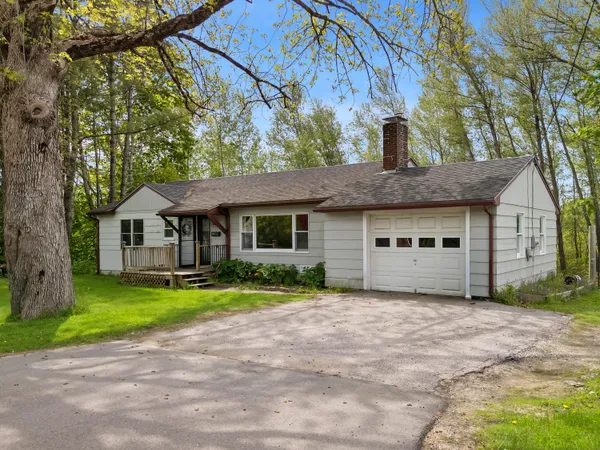 $285,000 | 490 Main Street, Thomaston, ME 04861