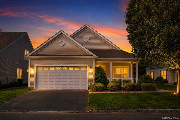 $799,999 | 68 Louden Loop, Mount Sinai, NY 11766