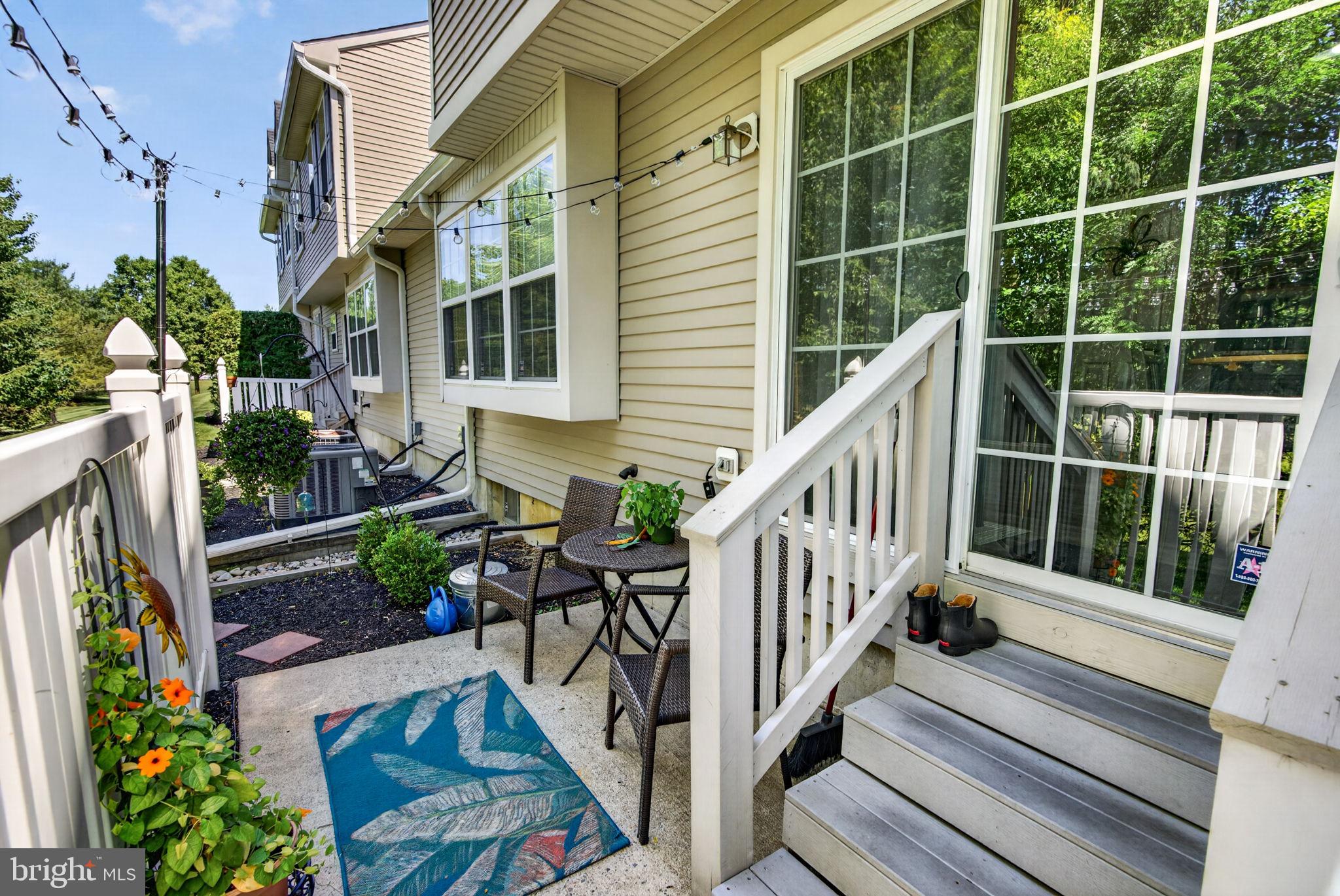 2807 Gramercy Way Mount Laurel, NJ 08054 - Photo 40 of 45 Back Patio