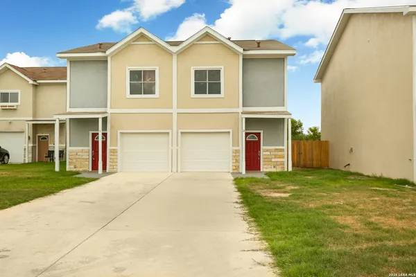 $1,850 | 8611 Key Windy Way, Unit 2, Converse, TX 78109