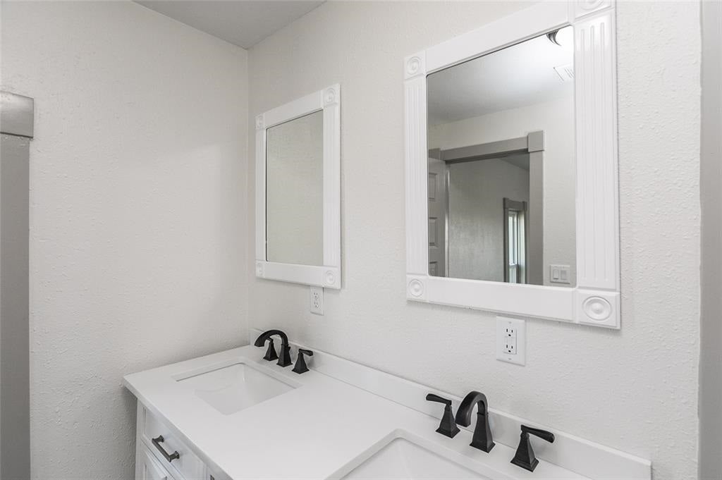 99 5th Avenue Keystone, IA 52249 - Photo 23 of 36 Gallery Image 23