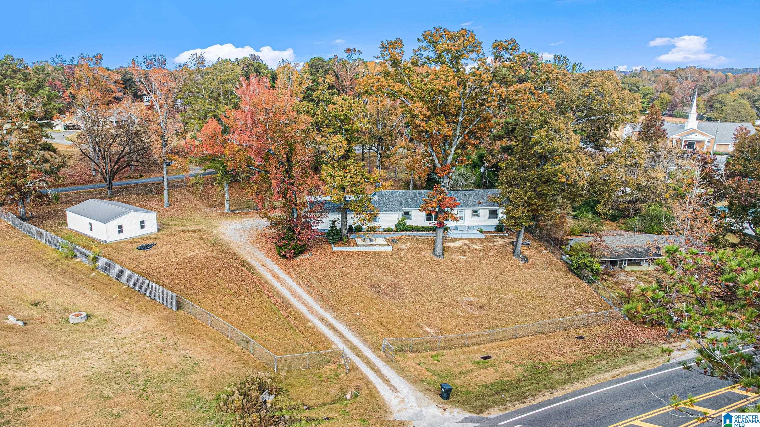 3211 Hillabee Road Alexander City, AL 35010 - Photo 2 of 35