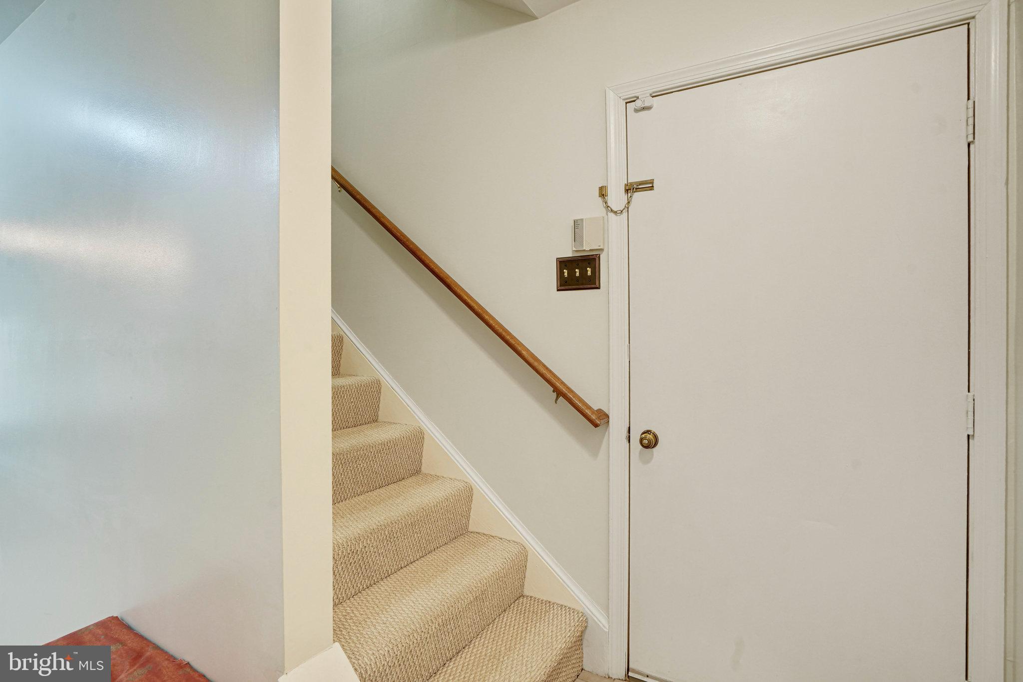 8872 Woodland Drive Silver Spring, MD 20910 - Photo 27 of 47 a view of entryway