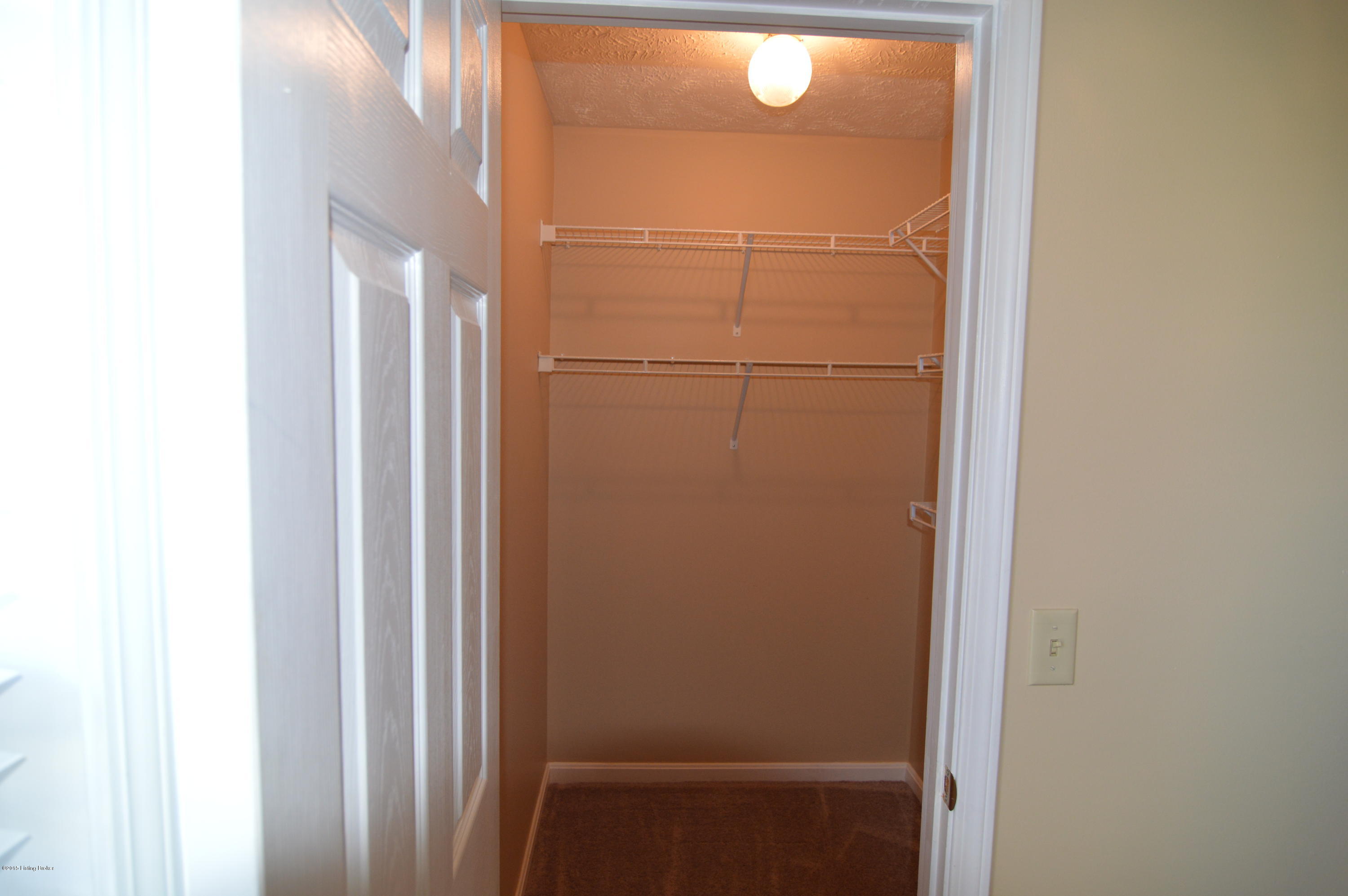 899 Alvin Brooks Road Buffalo, KY 42716 - Photo 17 of 50 032