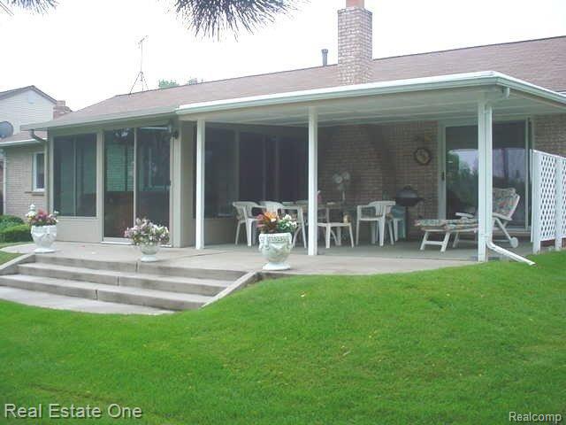 3 Back patio.jpg