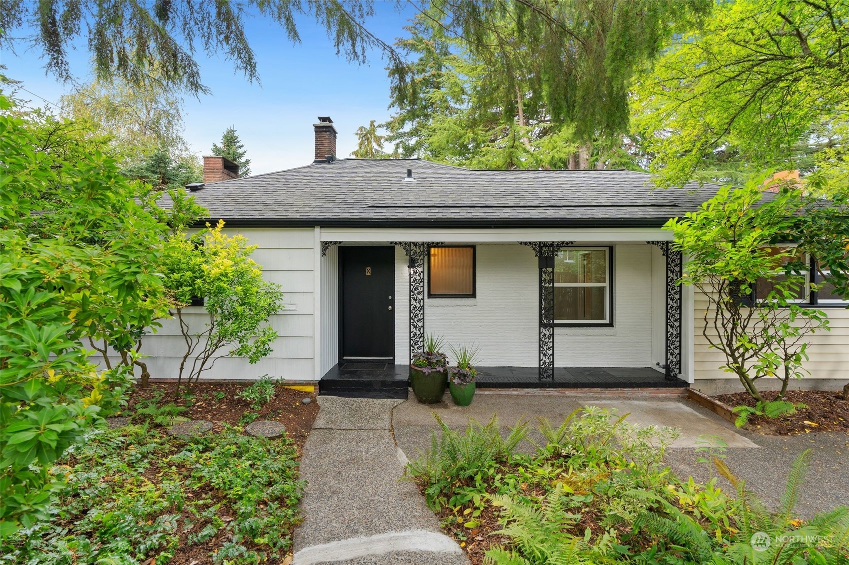 3603 39th Avenue West, Seattle, WA 98199 Compass