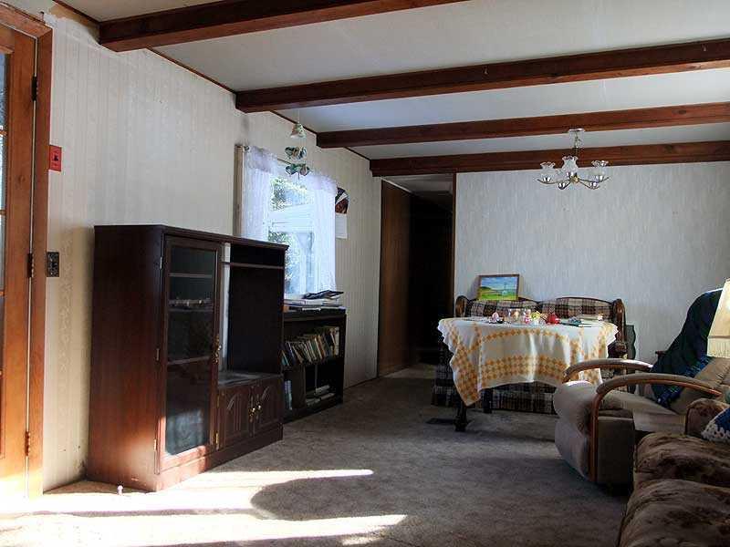 462 Ruth Road Linneus, ME 04730 - Photo 19 of 28 Living Room.
