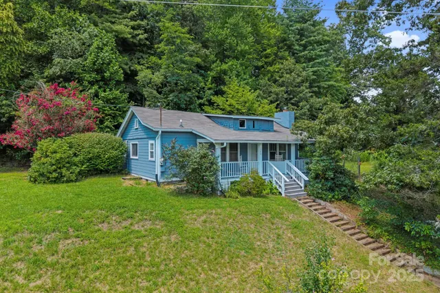 $249,000 | 1540 Pisgah Highway, Candler, NC 28715