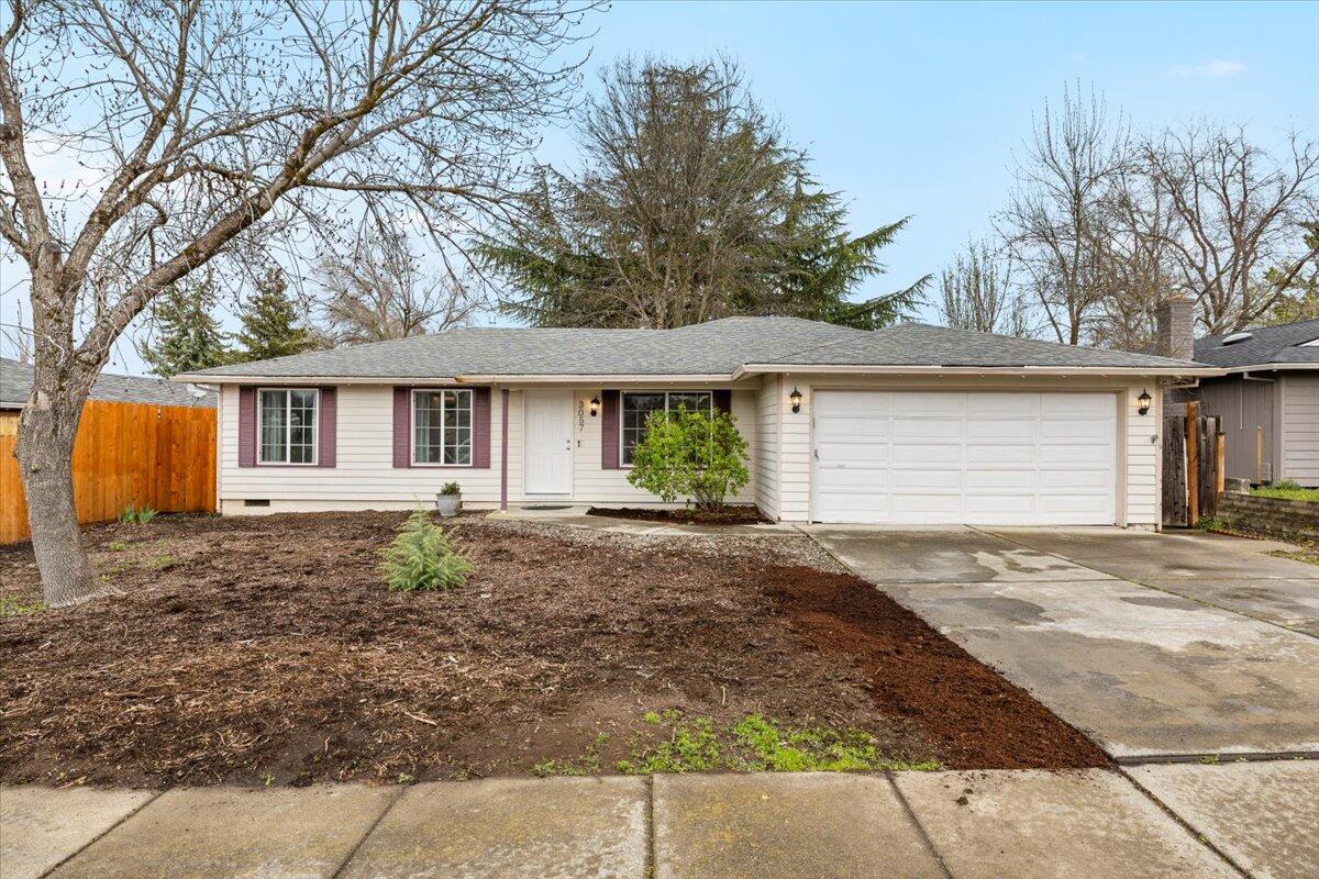3057 Delta Waters Road Medford, OR 97504 - Photo 1 of 23 01-CI_6072