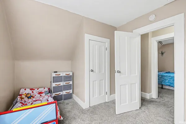 $194,900 | 1009 South 26th Street, South Bend, IN 46615