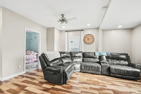 $194,900 | 1009 South 26th Street, South Bend, IN 46615