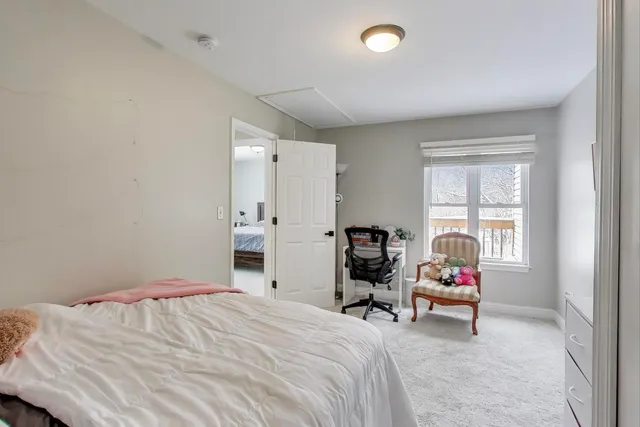 $4,000 | 9 Monroe Court, Streamwood, IL 60107