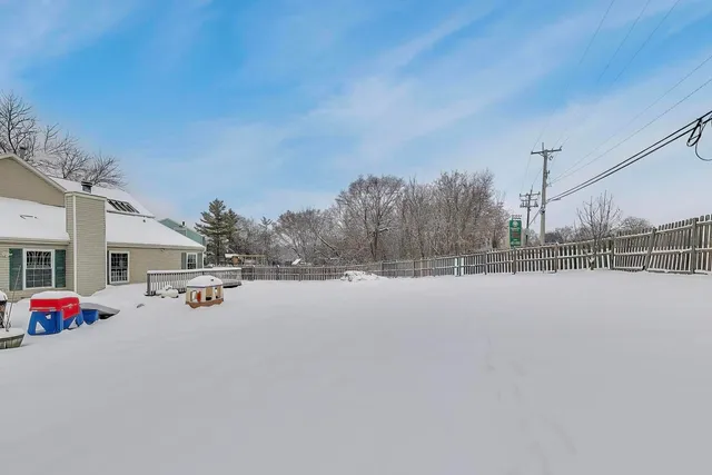 $4,000 | 9 Monroe Court, Streamwood, IL 60107