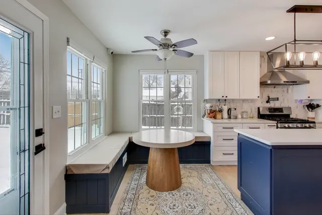 $4,000 | 9 Monroe Court, Streamwood, IL 60107