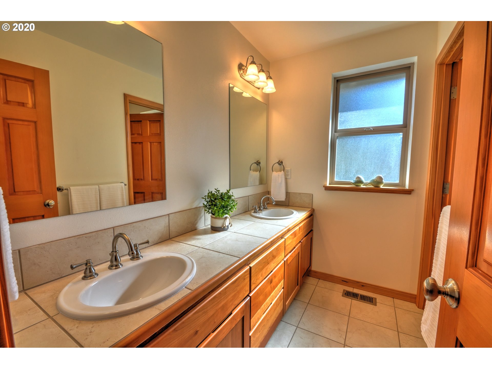 1185 Southwest Ridge Road Warrenton, OR 97146 - Photo 22 of 32 Gallery Image 22