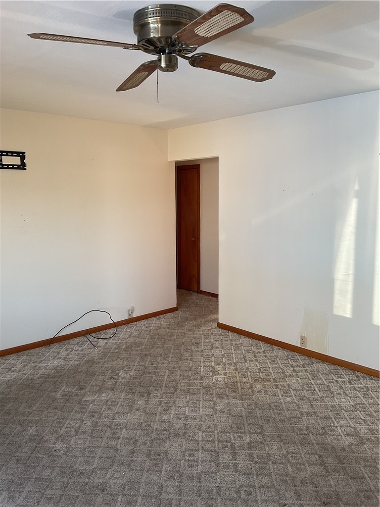 1094 North Westlawn Avenue Decatur, IL 62522 - Photo 5 of 15