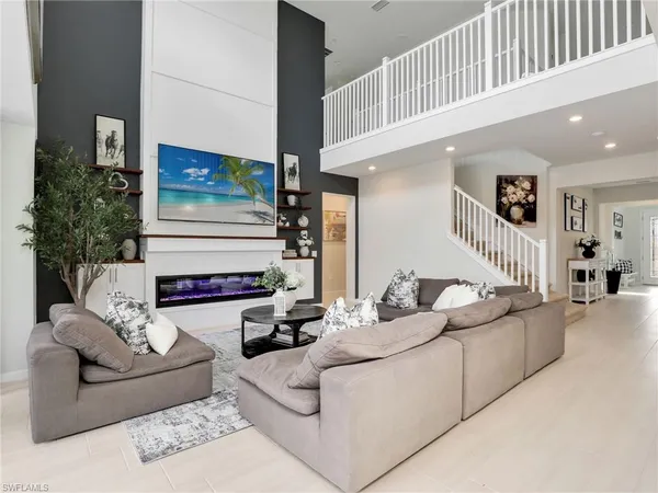 $1,290,000 | 17628 Kinzie Lane, Estero, FL 33928