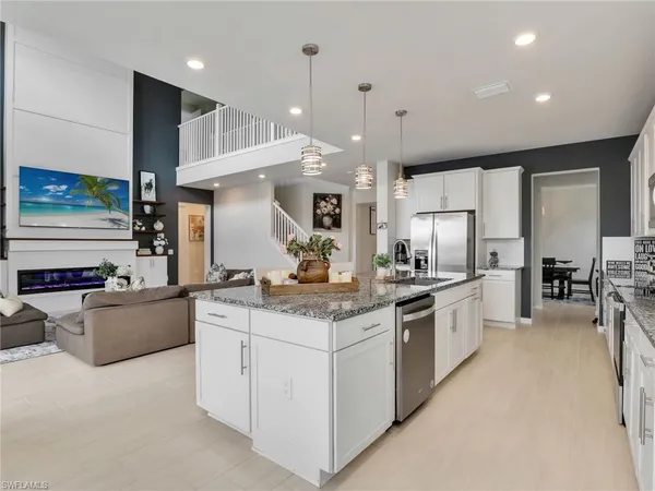 $1,290,000 | 17628 Kinzie Lane, Estero, FL 33928