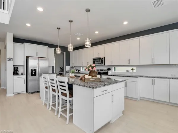 $1,290,000 | 17628 Kinzie Lane, Estero, FL 33928