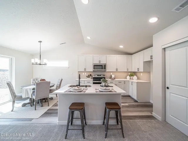 $489,990 | 1570 North Mckelvy Lane, Post Falls, ID 83854