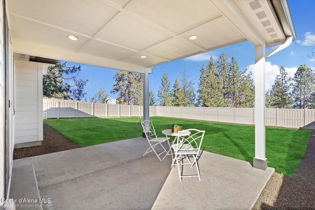 $489,990 | 1570 North Mckelvy Lane, Post Falls, ID 83854