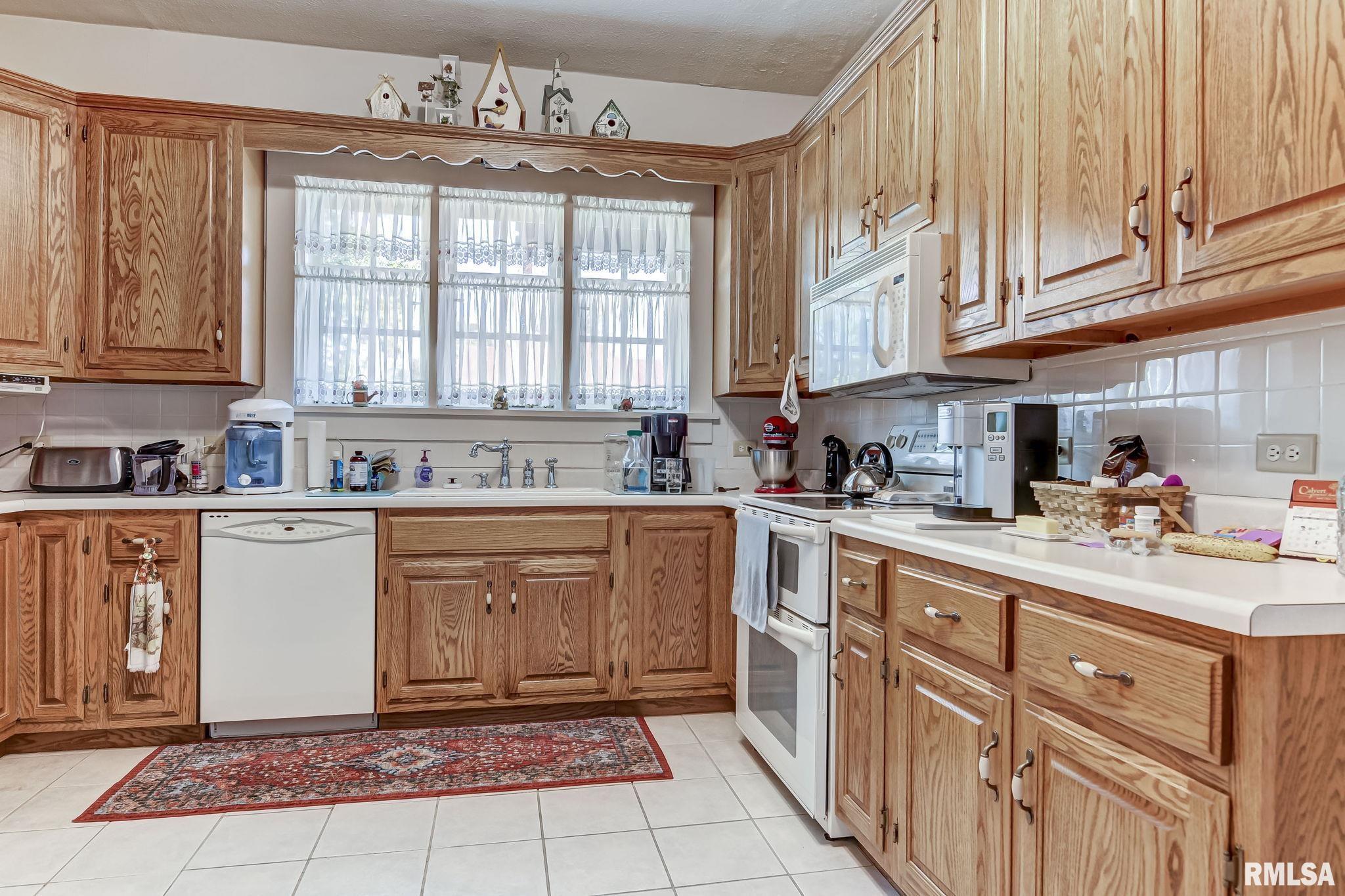 109 West Macon Street Clinton, IL 61727 - Photo 64 of 90