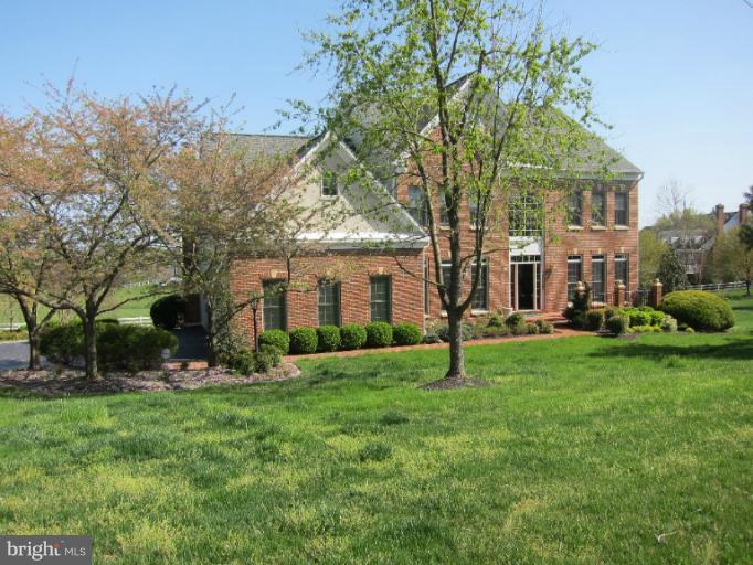 15005 Turkey Foot Road Darnestown, MD 20878 - Photo 13 of 29 Exterior (Front)