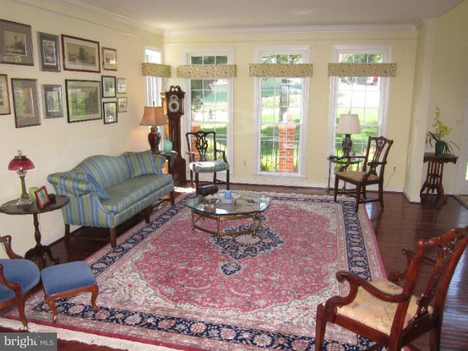 15005 Turkey Foot Road Darnestown, MD 20878 - Photo 23 of 29 Living Room