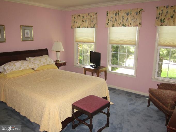 15005 Turkey Foot Road Darnestown, MD 20878 - Photo 6 of 29 Bedroom