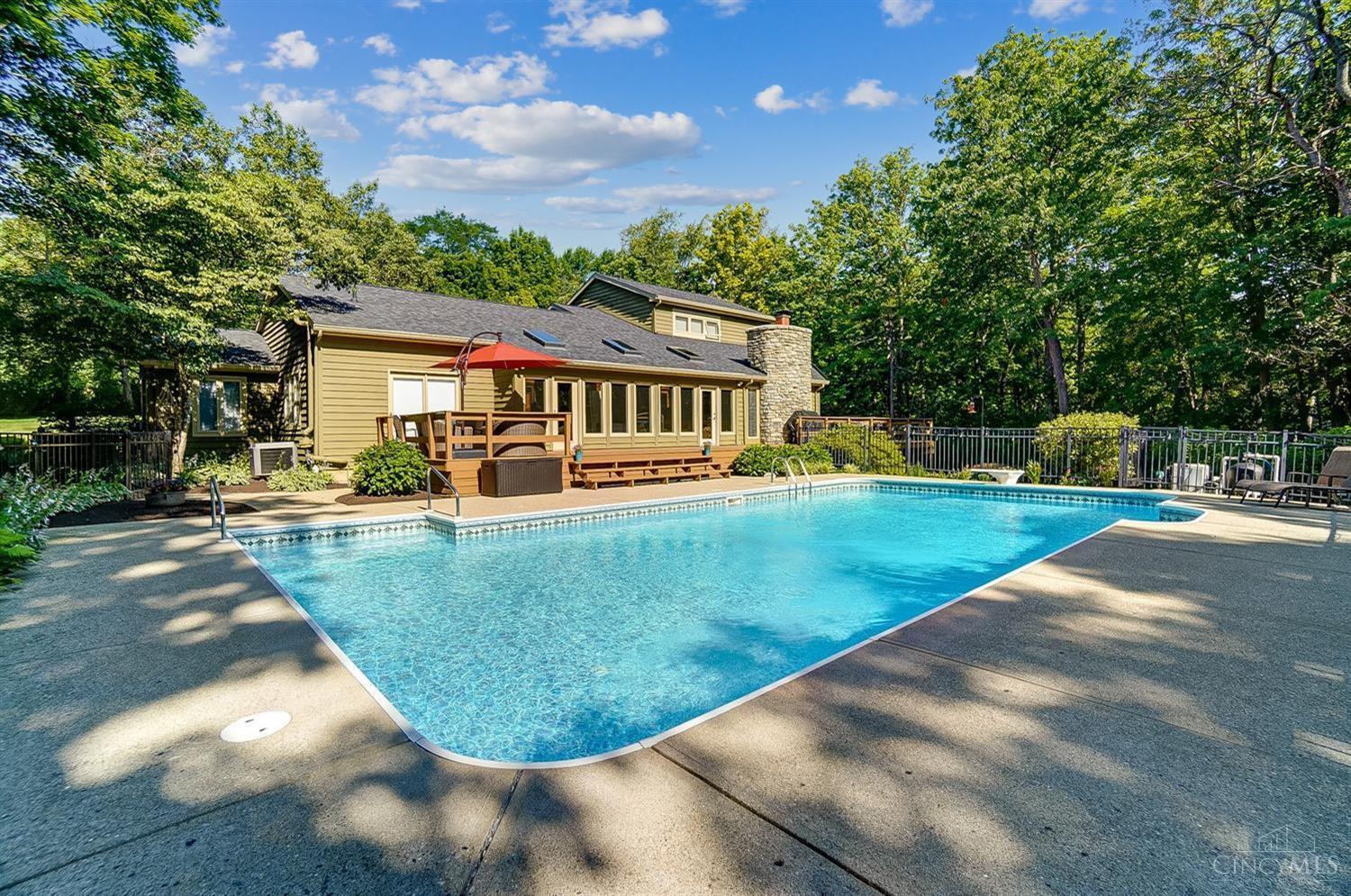 13 Locust Hill Road Cincinnati, OH 45245 - Photo 11 of 50 Gallery Image 11