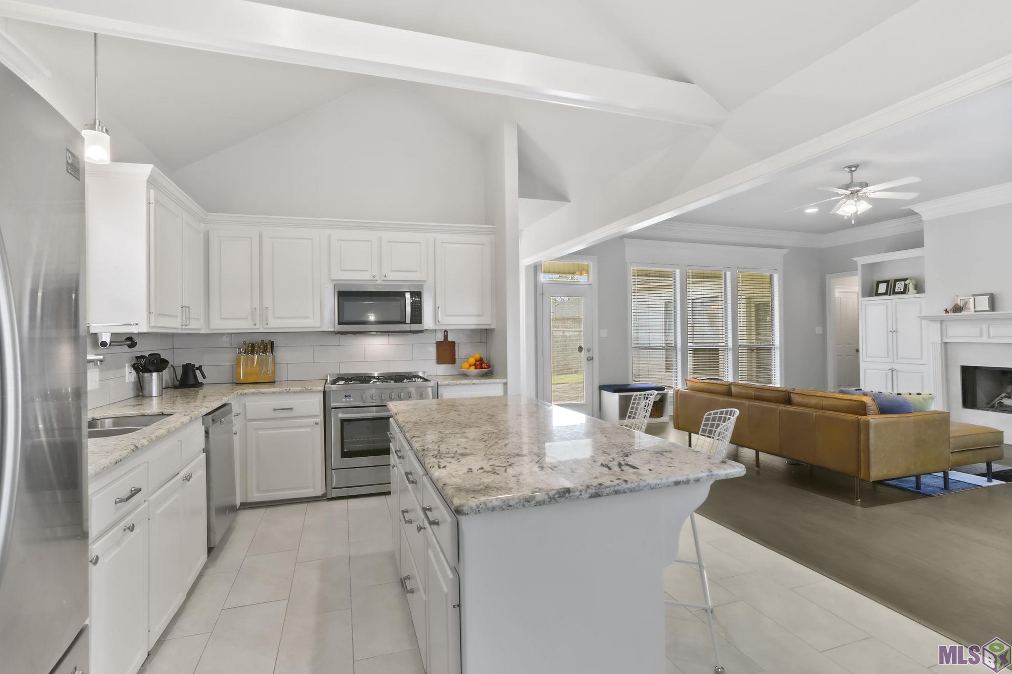 10534 Oak Bend Drive Baton Rouge, LA 70809 - Photo 8 of 21