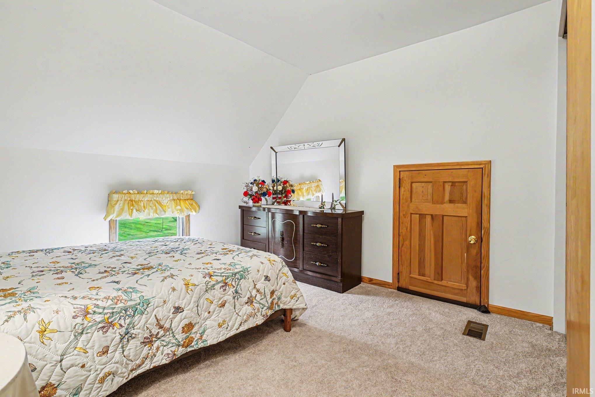 2824 Bashor Road Goshen, IN 46526 - Photo 12 of 27
