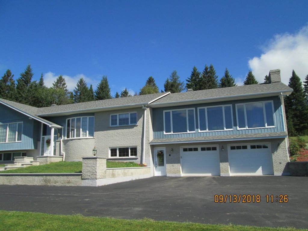54 Reservoir Road Canaan, VT 05903 - Photo 2 of 38