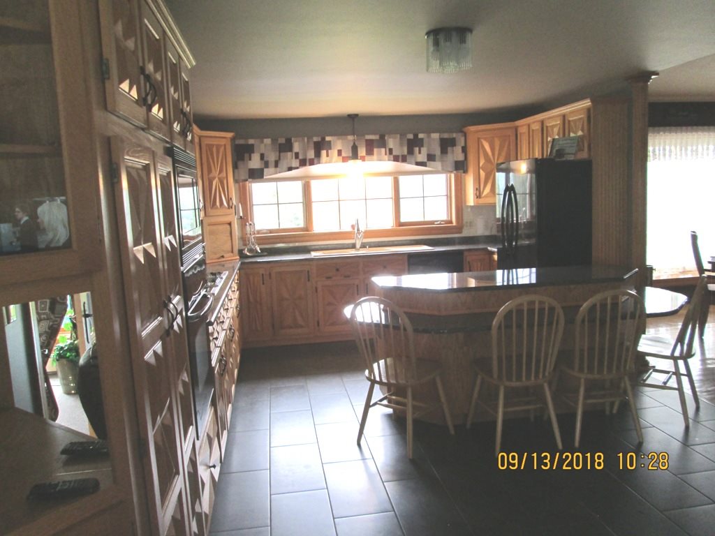54 Reservoir Road Canaan, VT 05903 - Photo 11 of 38
