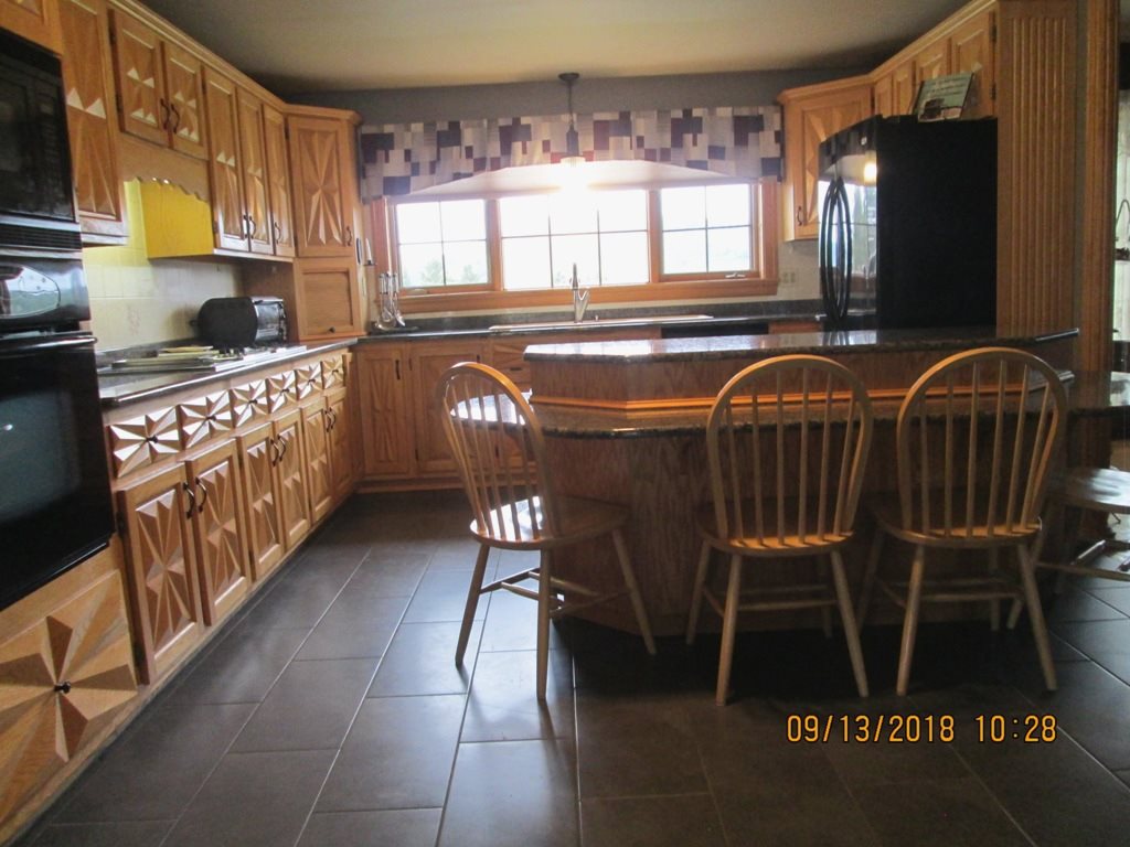 54 Reservoir Road Canaan, VT 05903 - Photo 14 of 38