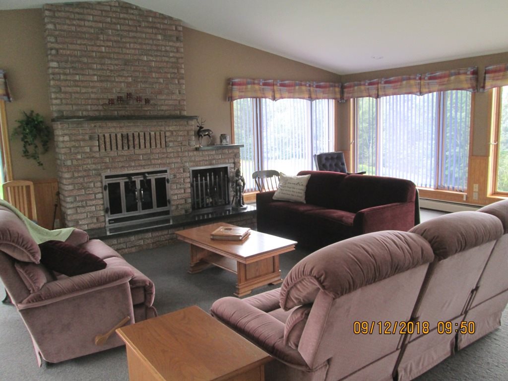 54 Reservoir Road Canaan, VT 05903 - Photo 8 of 38