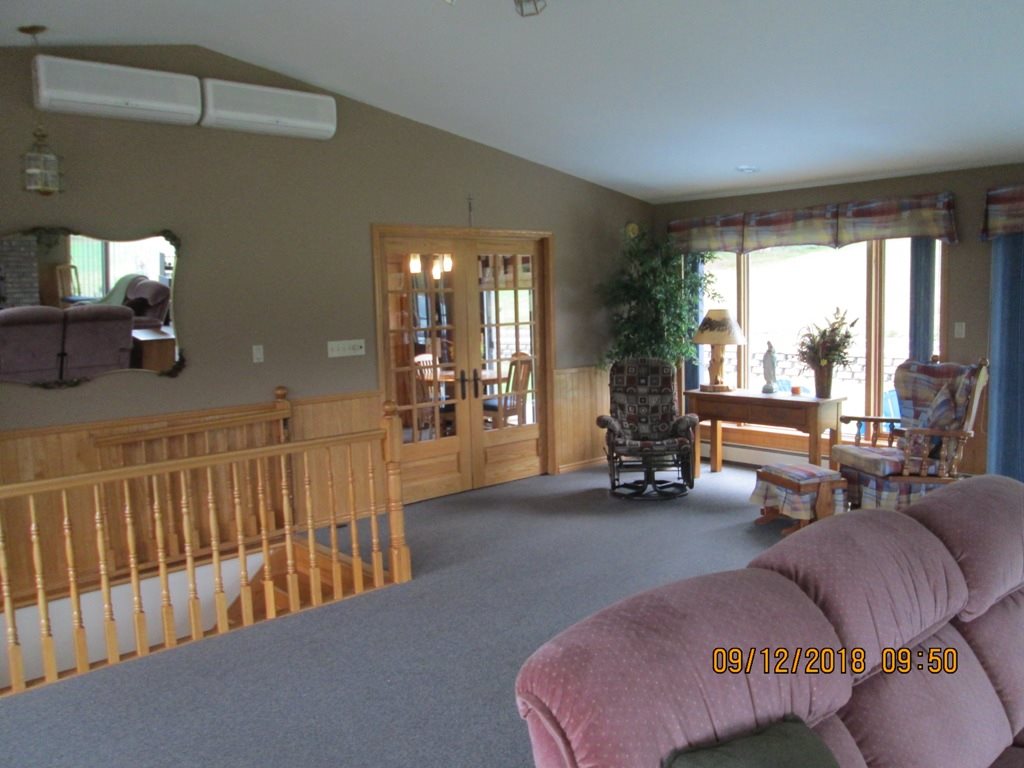 54 Reservoir Road Canaan, VT 05903 - Photo 9 of 38