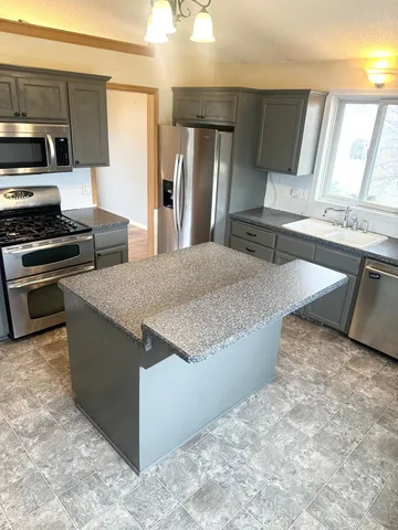 $319,900 | 844 Beech Lane, Annandale, MN 55302