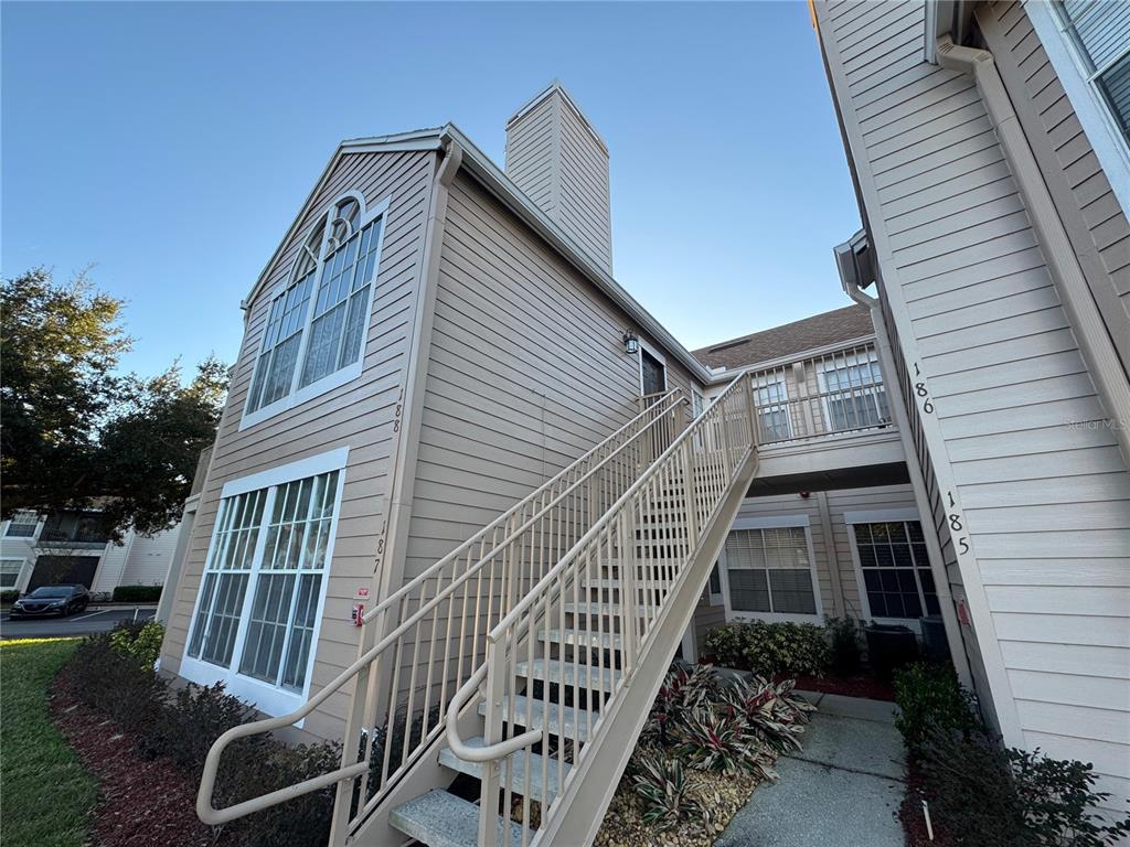 655 Magic Court, Unit 188 Altamonte Springs, FL 32714 - Photo 4 of 33 a view of a house with backyard and deck