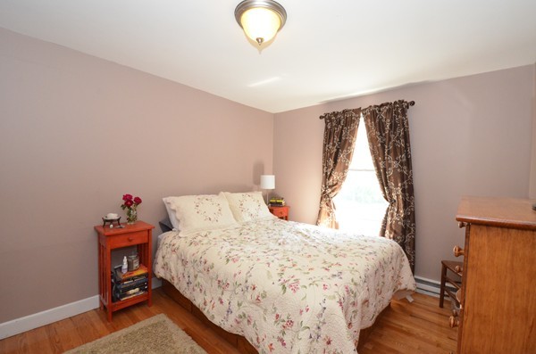 20 Longmeadow Avenue Worcester, MA 01606 - Photo 12 of 20 Gallery Image 12