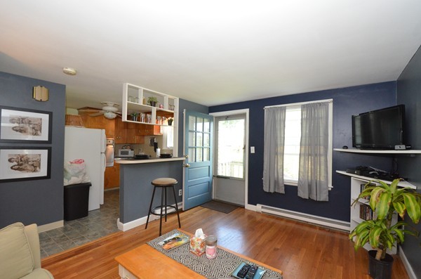20 Longmeadow Avenue Worcester, MA 01606 - Photo 17 of 20 Gallery Image 17