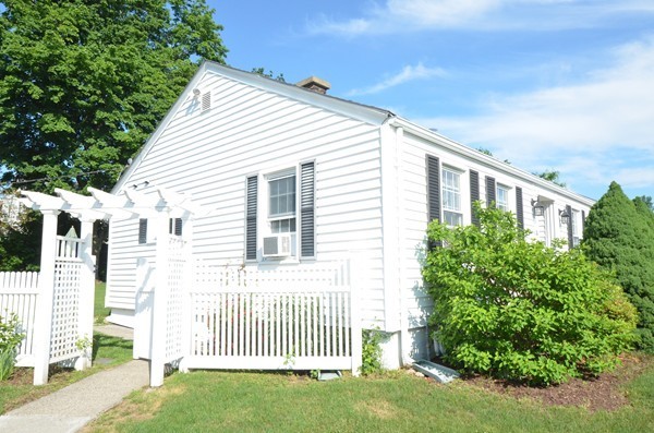 20 Longmeadow Avenue Worcester, MA 01606 - Photo 3 of 20 Gallery Image 3